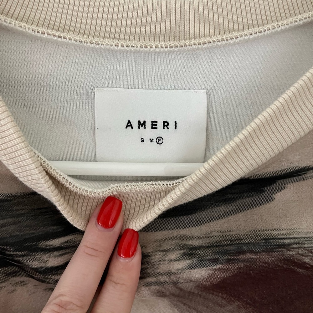 Thrifted In Japan! Ameri Abstract Print Women's T… - image 3